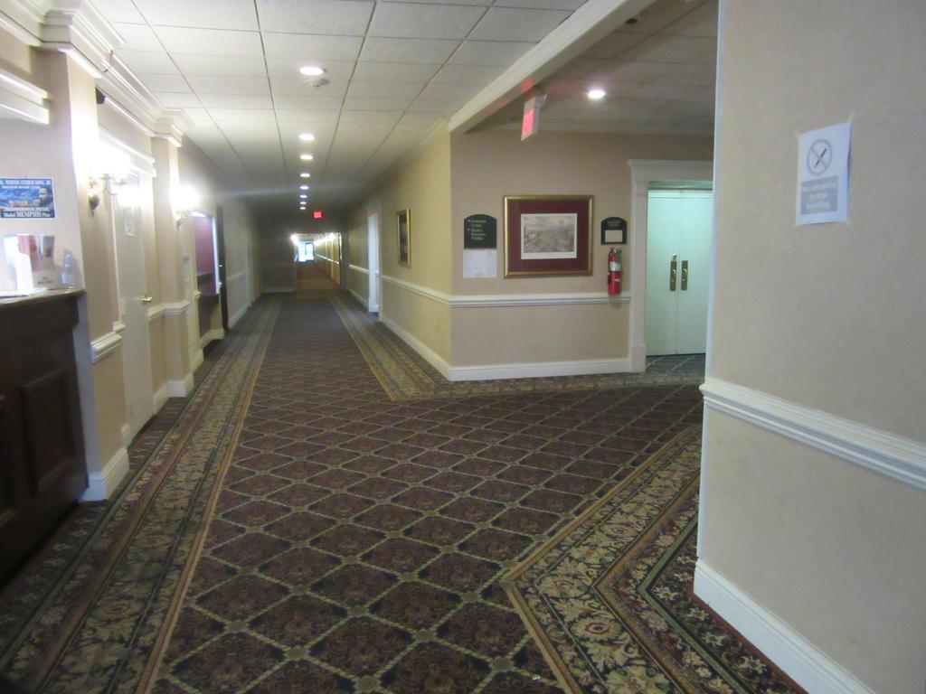 Governor'S Inn & Suites Memphis Exterior foto